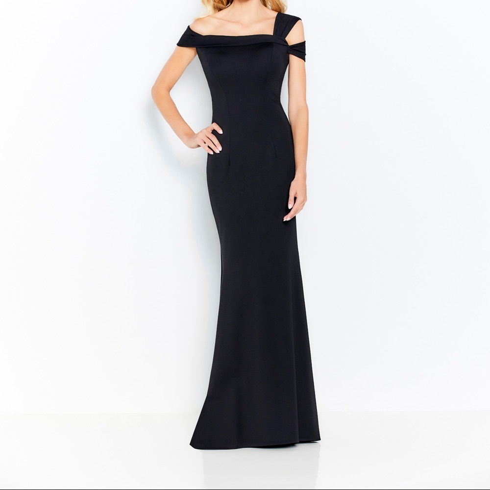 Nwot Cameron Blake size 6 gown